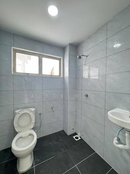 Rumah Teres 2-Tingkat untuk Dijual di Taman Nusantara (Iskandar Puteri (Nusajaya)) - Alice Goh - Bathroom - PropertyGuru.com.my