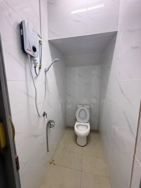 Rumah Teres 2-Tingkat untuk Disewa di Taman Johor Jaya (Johor Bahru) - Mandy Goh Siew Li - Bathroom - PropertyGuru.com.my