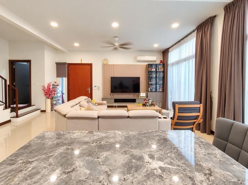 Rumah Berkembar untuk Dijual di Eco Sanctuary (Telok Panglima Garang) - Swen Tan - Living Room - PropertyGuru.com.my