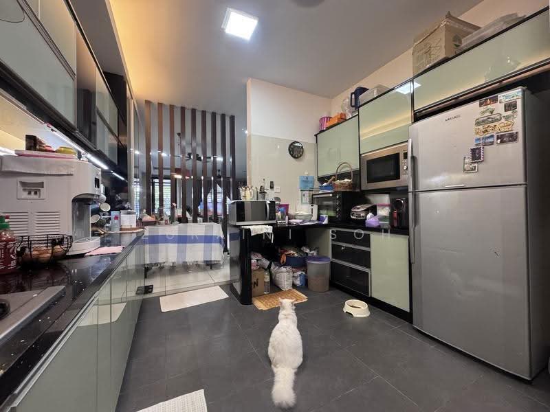 2-storey Terraced House for Sale in Laman Glenmarie (Shah Alam) - Zuraini Soh - Kitchen - PropertyGuru.com.my