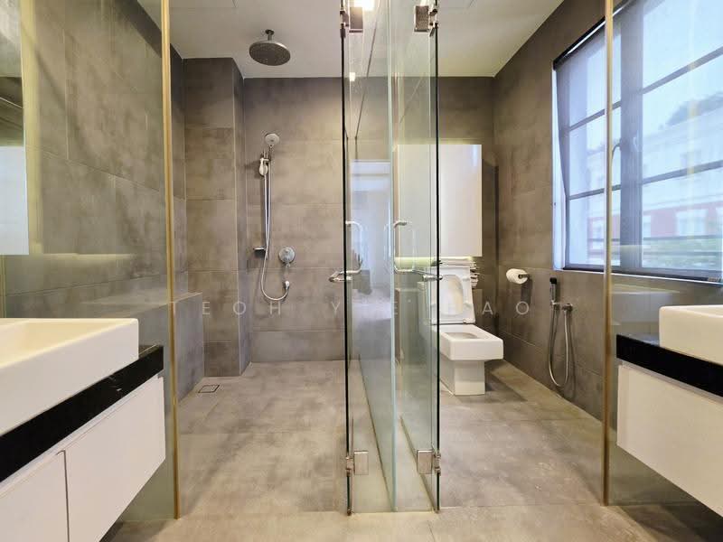 Semi-Detached House for Rent in Damansara Heights (Kuala Lumpur) - Teoh Yie Hao - Bathroom - PropertyGuru.com.my