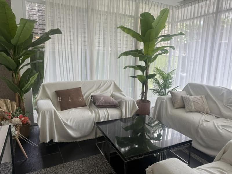 Rumah Banglo untuk Dijual di Taman Paramount (Petaling Jaya) - Bernard Yeo - Living Room - PropertyGuru.com.my