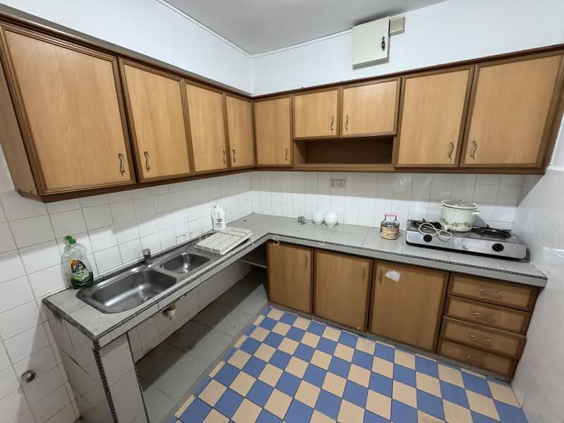Apartment for Rent at Aman Puri Apartment - Chris See - Kitchen - PropertyGuru.com.my
