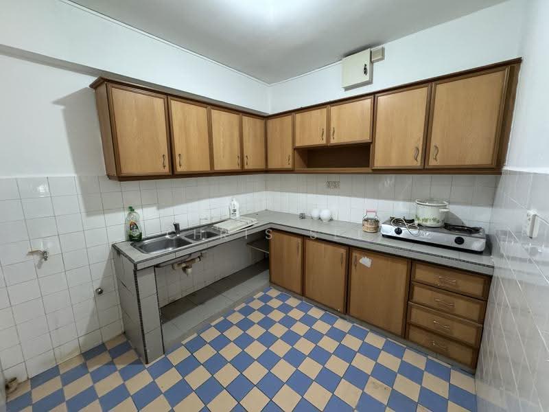 Apartment for Rent at Aman Puri Apartment - Chris See - Kitchen - PropertyGuru.com.my