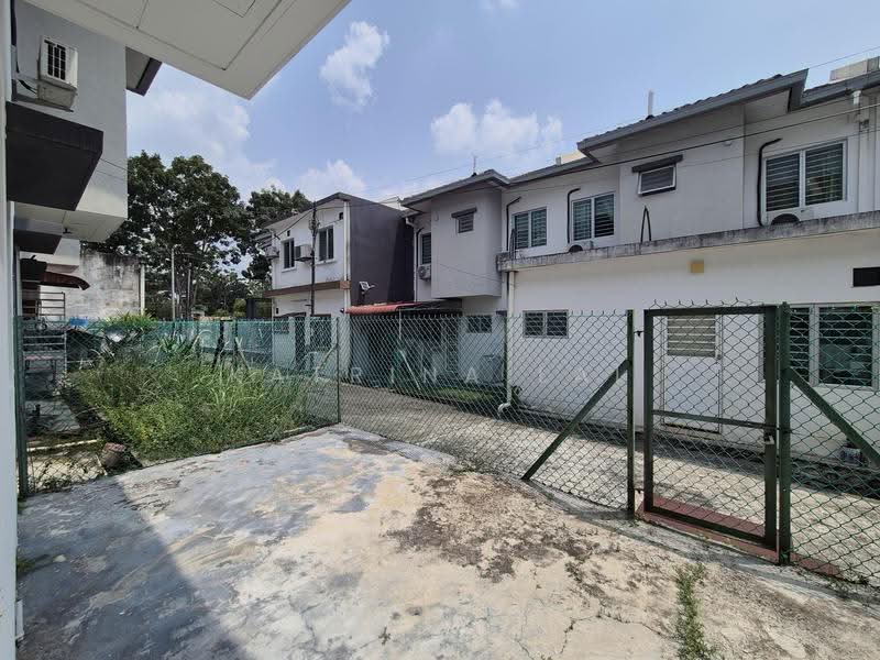 2-storey Terraced House for Sale in Taman Pelangi Semenyih 2 (Semenyih) - Katrina Lai - Exterior - PropertyGuru.com.my