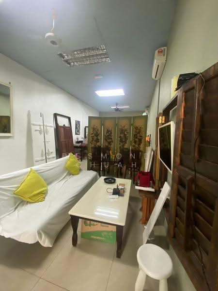Kedai untuk Dijual di George Town (Penang) - Desmond Chuah - Living Room - PropertyGuru.com.my