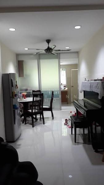 2-storey Terraced House for Sale in Island Park (Jelutong) - Zherlynn Ho - Living Room - PropertyGuru.com.my