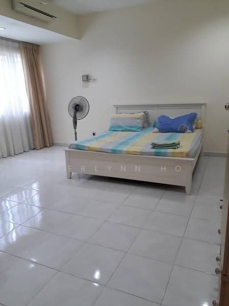 2-storey Terraced House for Sale in Island Park (Jelutong) - Zherlynn Ho - Bedroom - PropertyGuru.com.my
