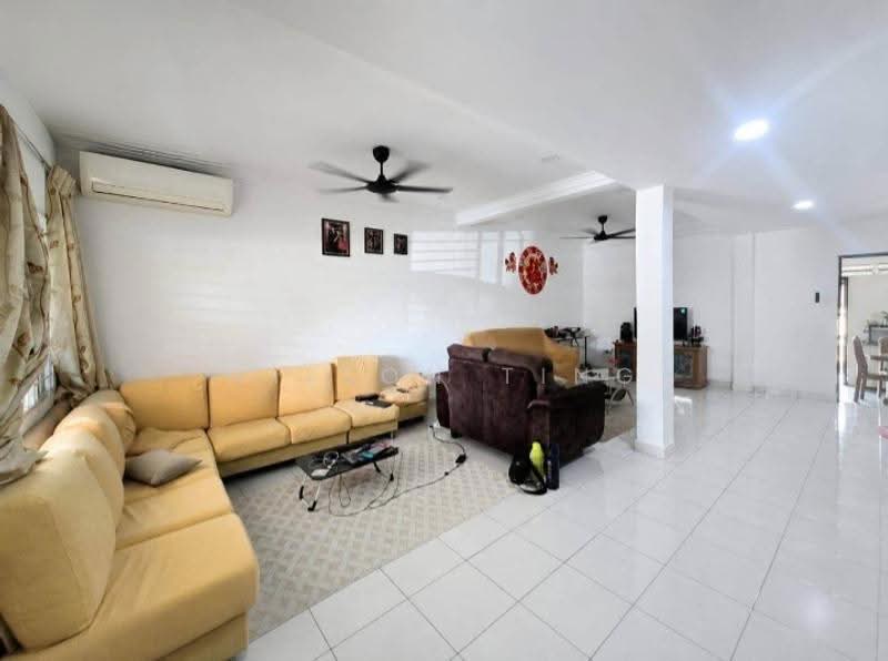 2-storey Terraced House for Sale in Poh Kwong Park (Kuching) - Wilson Ting - Living Room - PropertyGuru.com.my