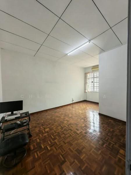 2-storey Terraced House for Sale in Taman Desa Tebrau (Tebrau) - Chew Jia Jia - Living Room - PropertyGuru.com.my