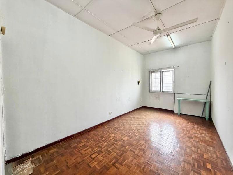 Rumah Teres 2-Tingkat untuk Dijual di Taman Wangsa Permai (Kepong) - Ammeer Nadzrai - Interior - PropertyGuru.com.my