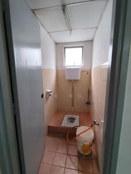 Kedai untuk Disewa di Bandar Sri Permaisuri (Cheras) - CK NG - Bathroom - PropertyGuru.com.my