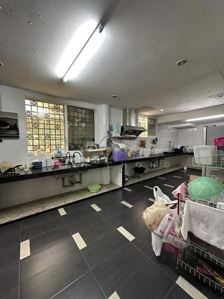 3.5-storey Terraced House for Sale in Meru Valley (Ipoh) - Levi Chong - Kitchen - PropertyGuru.com.my