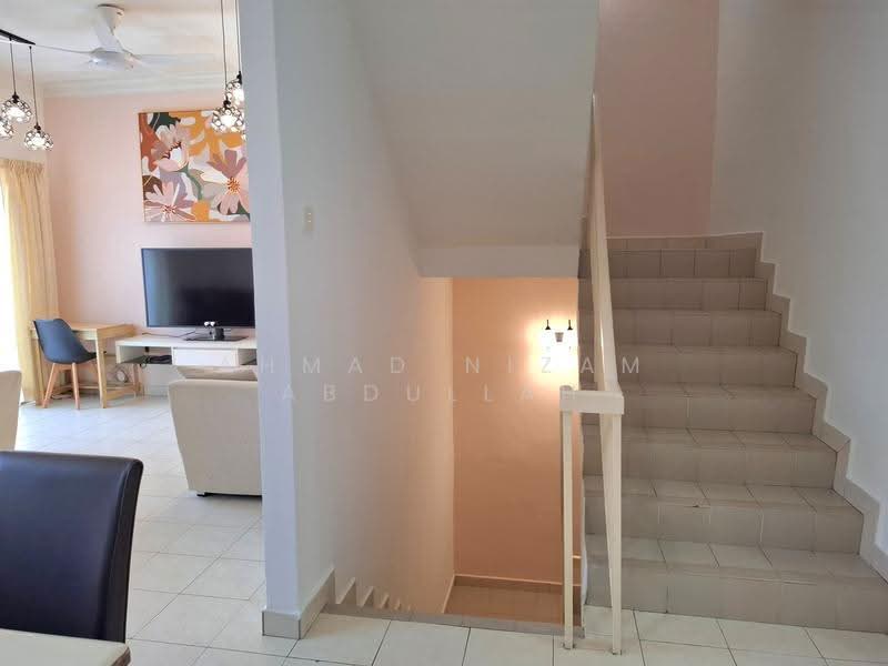 3-storey Terraced House for Rent in Taman Puncak Jalil (Seri Kembangan) - Ahmad Nizam Abdullah - PropertyGuru.com.my
