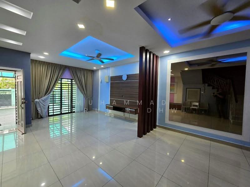 Rumah Teres 2-Tingkat untuk Dijual di Taman Puncak Saujana (Kajang) - Muhammad Shahrul Ridhwan Mehamad Nasir - Living Room - PropertyGuru.com.my