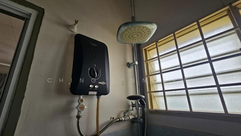 1.5-storey Terraced House for Sale in Taman Bukit Cheng (Cheng) - Ching Linn Sei - PropertyGuru.com.my
