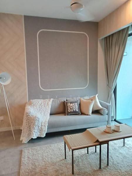 Kondominium untuk Disewa di Ooak Serviced Apartments @ Kiara 163 - Rex Tan - Living Room - PropertyGuru.com.my