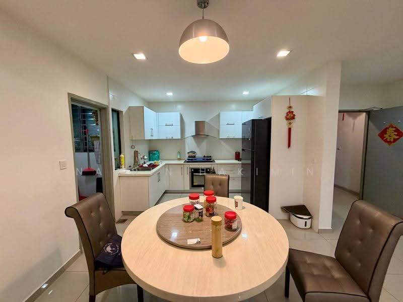 Condominium for Sale at T-Parkland - Nazrin Hakimin - Kitchen - PropertyGuru.com.my
