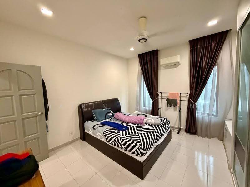 Condominium for Sale at T-Parkland - Nazrin Hakimin - Bedroom - PropertyGuru.com.my