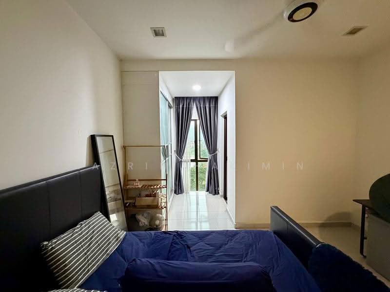 Condominium for Sale at T-Parkland - Nazrin Hakimin - Bedroom - PropertyGuru.com.my