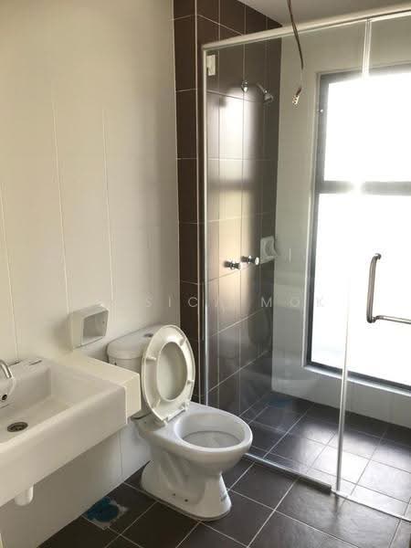 Rumah Teres 2.5-Tingkat untuk Disewa di Abadi Heights (Puchong) - Jessica Mok - Bathroom - PropertyGuru.com.my