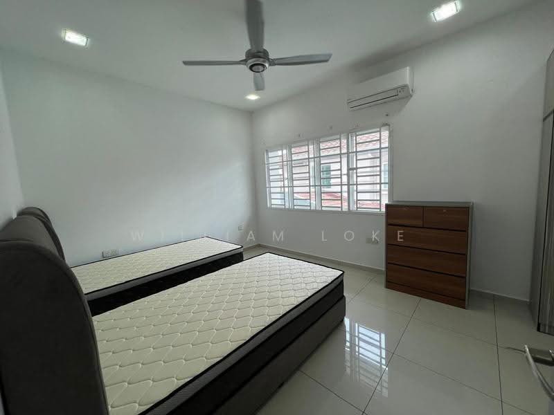 Link Bungalow for Rent in Bandar Putra Kulai (Kulai) - William Loke - Bedroom - PropertyGuru.com.my
