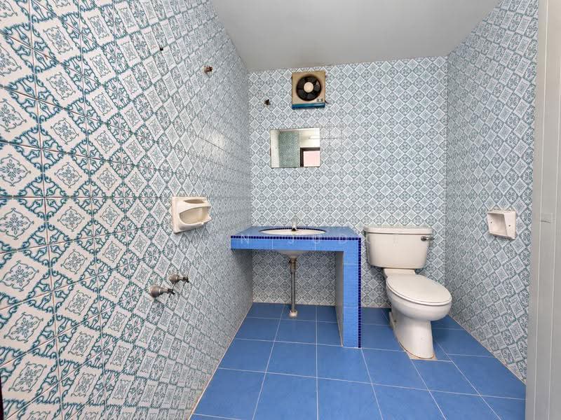 Kedai / Pejabat untuk Disewa di Bangsar (Kuala Lumpur) - Ravin Judge - Bathroom - PropertyGuru.com.my
