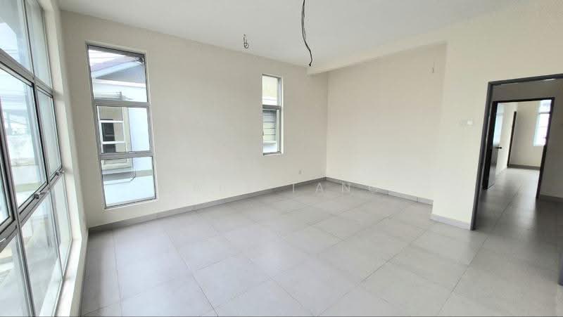 Rumah Teres 2-Tingkat untuk Dijual di Bandar Baru Sri Klebang (Chemor) - Gary Tang - Living Room - PropertyGuru.com.my