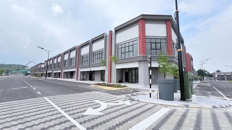 Shop for Rent in Bandar Gamuda Gardens (Rawang) - Amber Lai - Exterior - PropertyGuru.com.my