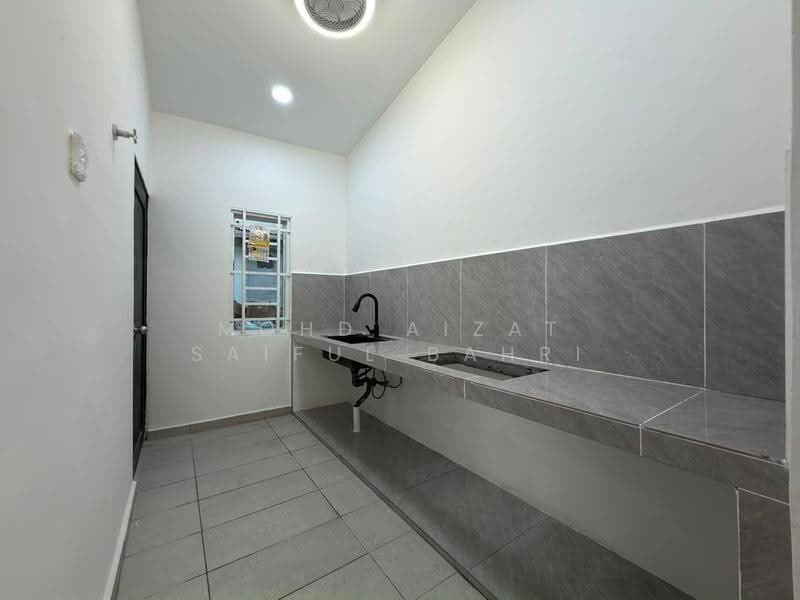Rumah Teres 1-Tingkat untuk Dijual di Senawang (Negeri Sembilan) - Mohd Aizat Saiful Bahri - Kitchen - PropertyGuru.com.my