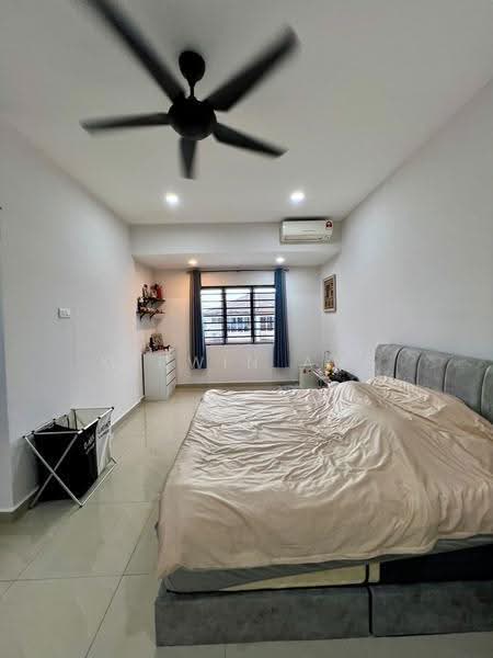 2-storey Terraced House for Sale in Taman Universiti Indah (Seri Kembangan) - Kerwin Ang - Bedroom - PropertyGuru.com.my