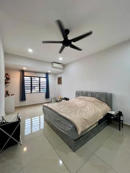 2-storey Terraced House for Sale in Taman Universiti Indah (Seri Kembangan) - Kerwin Ang - Bedroom - PropertyGuru.com.my