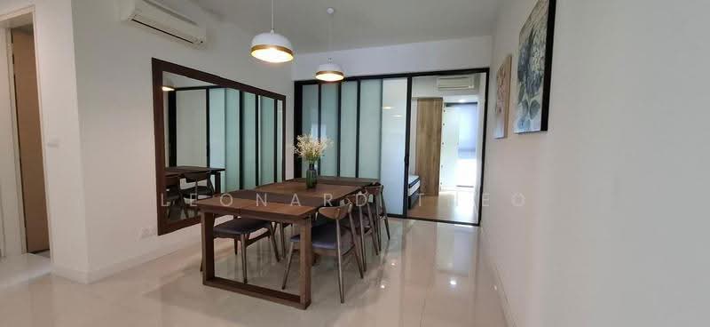 Kediaman Servis untuk Dijual di Setia SKY Residences - Leonard Tneo - Dining Room - PropertyGuru.com.my