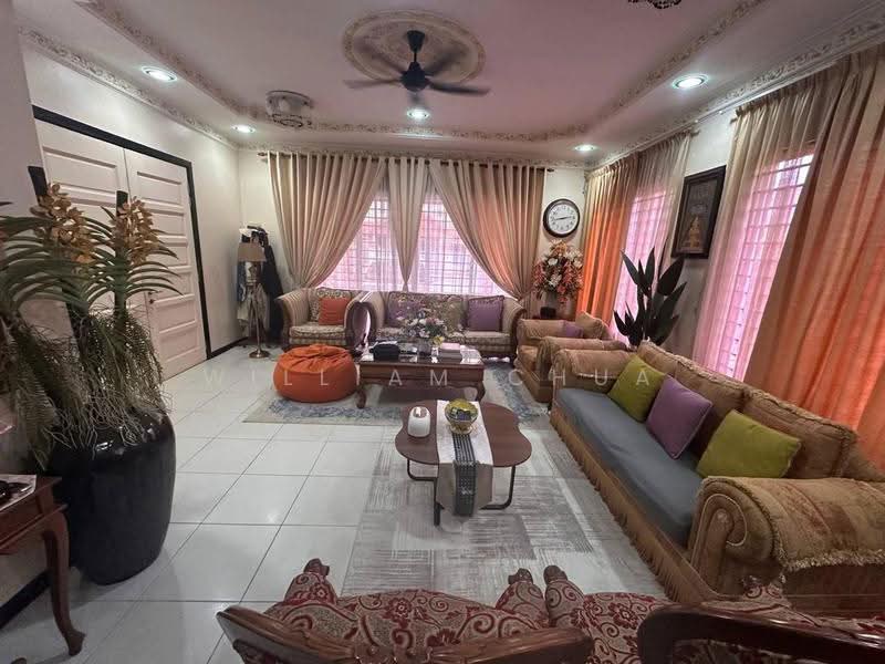 Bungalow House for Sale in Kajang (Selangor) - William Chua - Living Room - PropertyGuru.com.my