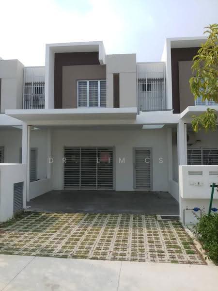 Rumah Teres 2-Tingkat untuk Disewa di Cybersouth (Dengkil) - Dr. Lim CS - Exterior - PropertyGuru.com.my