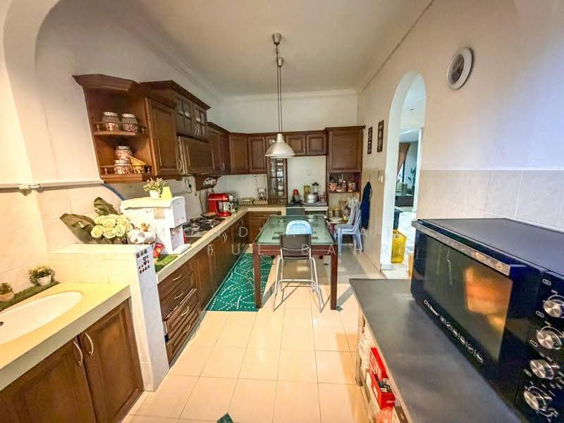 2-storey Terraced House for Sale in Damai Murni (Cheras) - Mohd Aizat Saiful Bahri - Kitchen - PropertyGuru.com.my