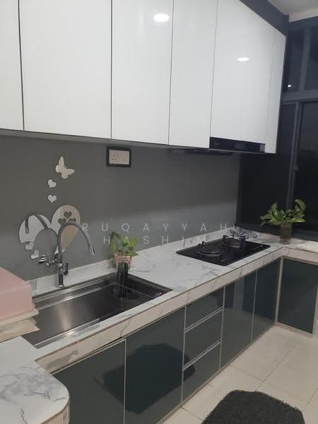 Townhouse for Rent in Bangi (Selangor) - Ruqayyah Hashim - Kitchen - PropertyGuru.com.my