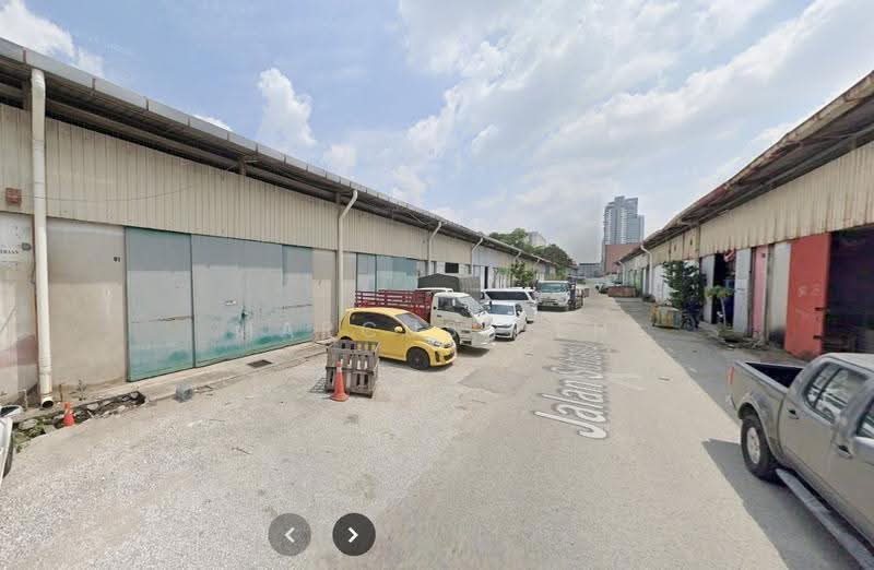 Gudang untuk Disewa di Usj 1 (Subang Jaya) - Marcus Beh - Exterior - PropertyGuru.com.my