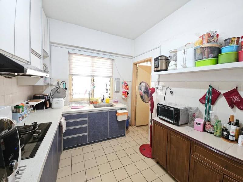 Apartment for Sale at Pangsapuri Sri Cempaka - Ahmad Muslim - Kitchen - PropertyGuru.com.my