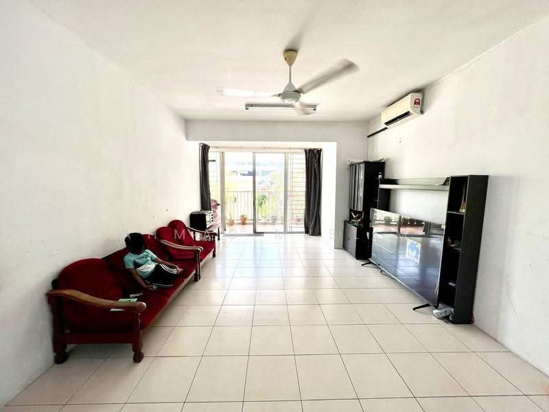 Condominium for Sale at Platinum Lake PV 13 - Ahmad Muslim - Living Room - PropertyGuru.com.my