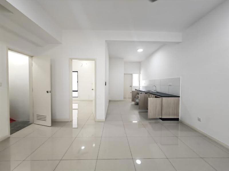 Rumah Teres 2-Tingkat untuk Disewa di Kota Emerald (Rawang) - Alice Low - Kitchen - PropertyGuru.com.my