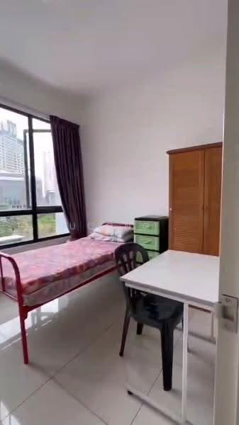 Kediaman Servis untuk Dijual di Greenfield Regency - Yucong . - Bedroom - PropertyGuru.com.my