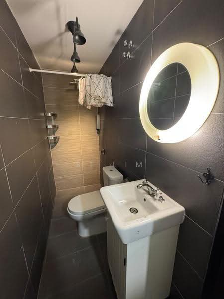 Rumah Flat untuk Disewa di Taman Pertama - ST Lim - Bathroom - PropertyGuru.com.my