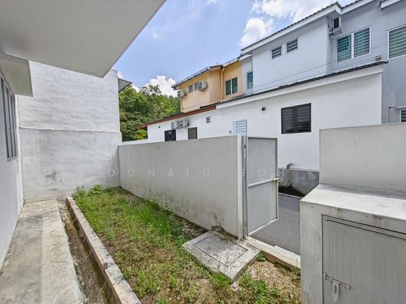 Rumah Teres 2-Tingkat untuk Dijual di Taman Lahat Baru (Lahat) - Donald Goh - PropertyGuru.com.my
