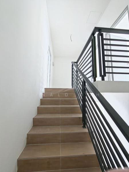 Rumah Teres 2-Tingkat untuk Dijual di Taman Lahat Baru (Lahat) - Donald Goh - PropertyGuru.com.my