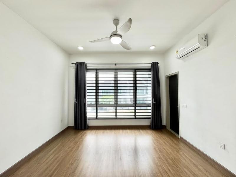 2-storey Terraced House for Sale in Taman Sepang (Sepang) - Ai Faizal - Living Room - PropertyGuru.com.my