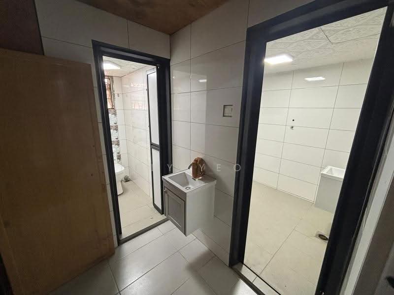 Kedai untuk Disewa di Klang (Selangor) - LILY YEOH - Bathroom - PropertyGuru.com.my