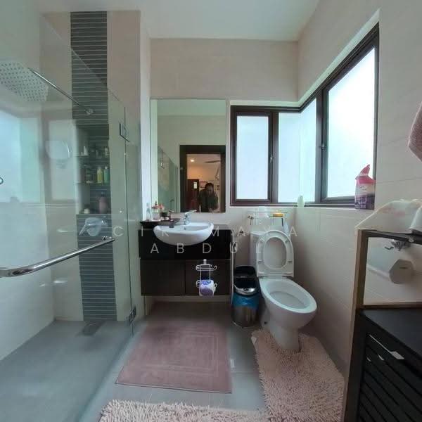 Semi-Detached House for Sale in KL City Centre (Kuala Lumpur) - Cik Maya Abdul - Bathroom - PropertyGuru.com.my