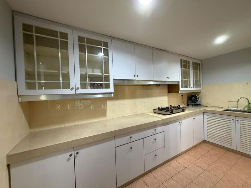 Kondominium untuk Disewa di Palm Spring @ Damansara - Regene Phang - Kitchen - PropertyGuru.com.my