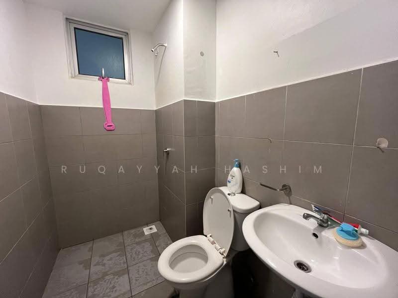 Apartment for Sale at Tangerine Suites - Ruqayyah Hashim - Bathroom - PropertyGuru.com.my